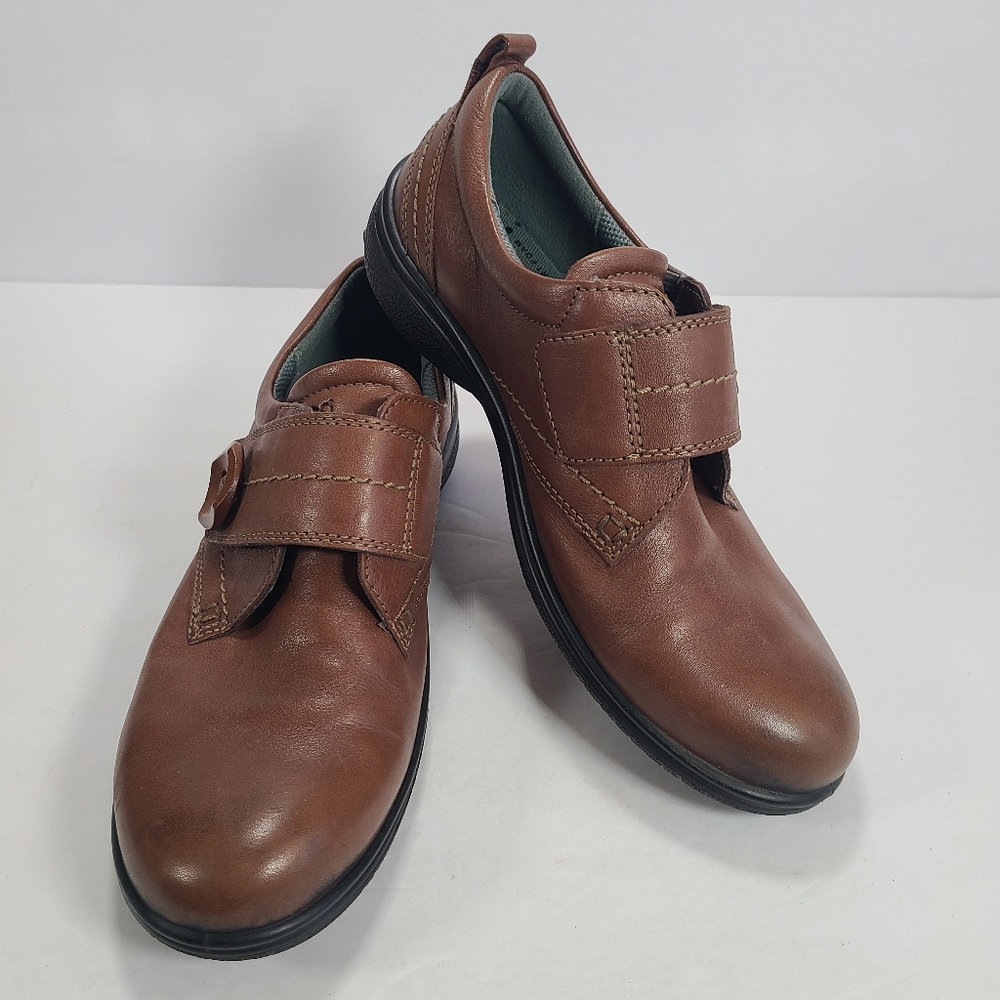 Ecco Shore Brown Leather Button Walking Comfort Shoes Women Size 5